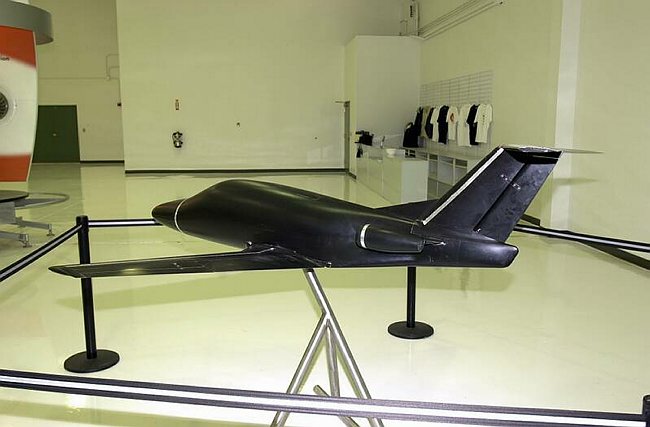 Eclipse wind tunnel model.JPG